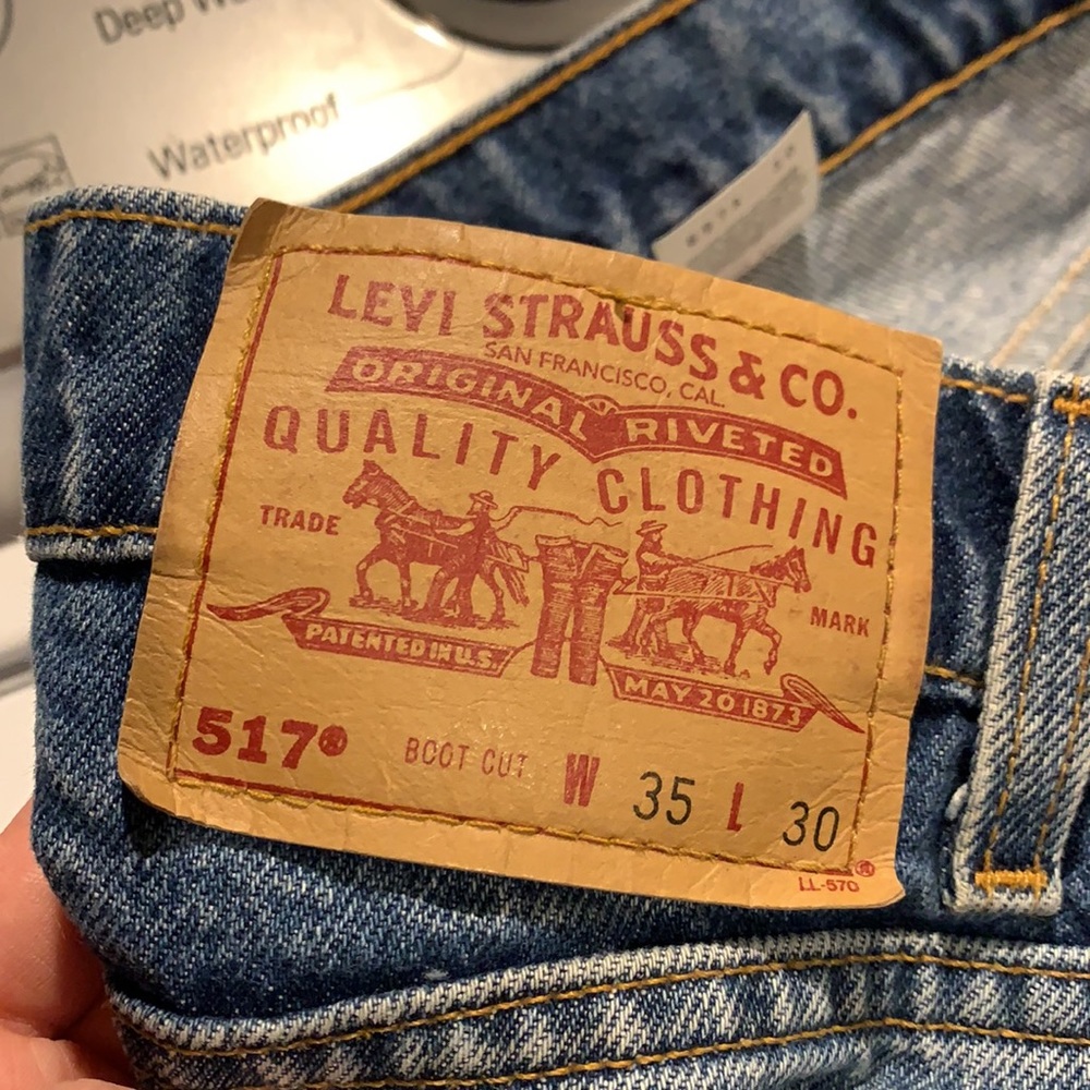 Levi’s Men’s 517 boot cut 35 x 30